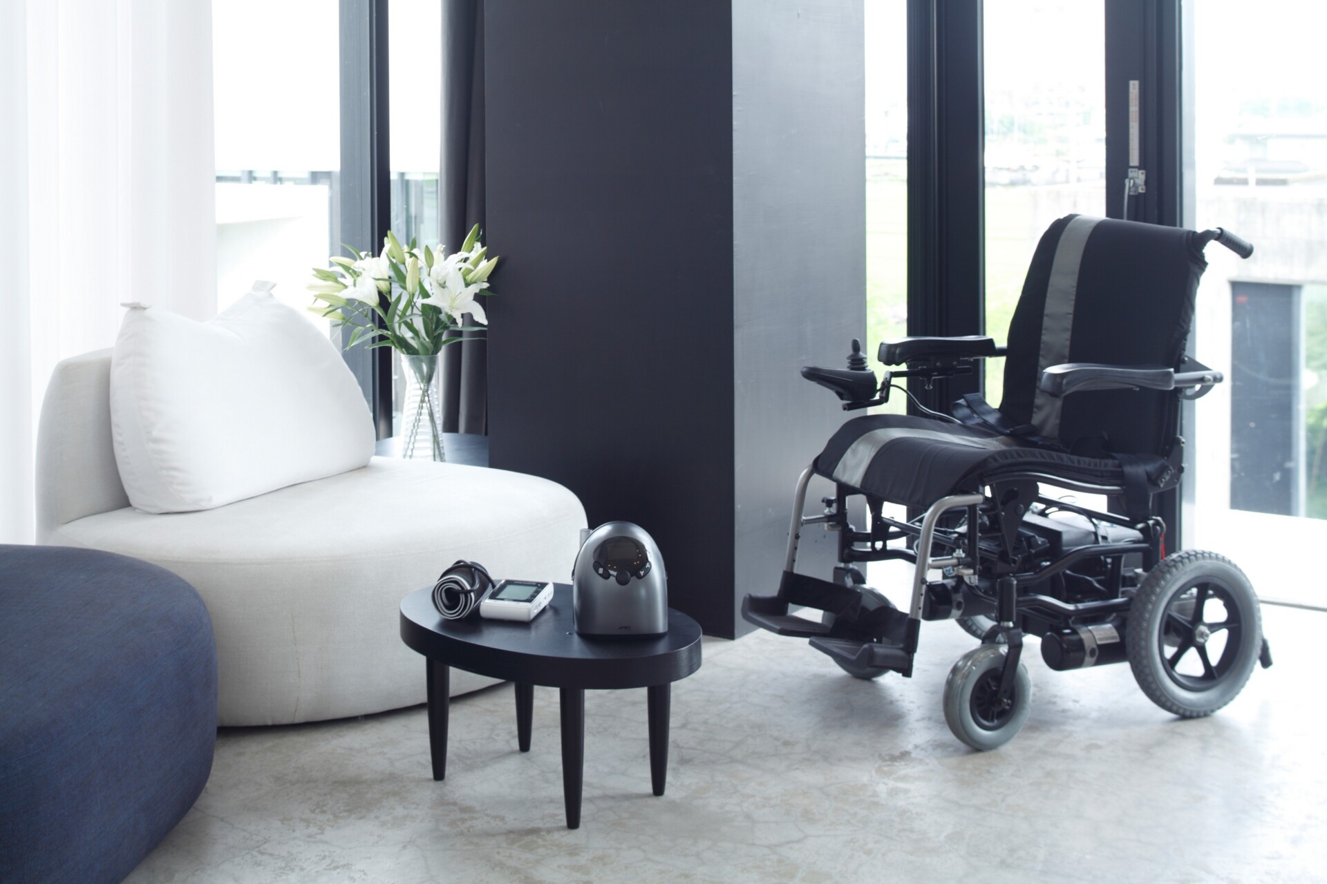 The Ergo Nimble is foldable and compact design makes it ideal for short distance travel-friendly.